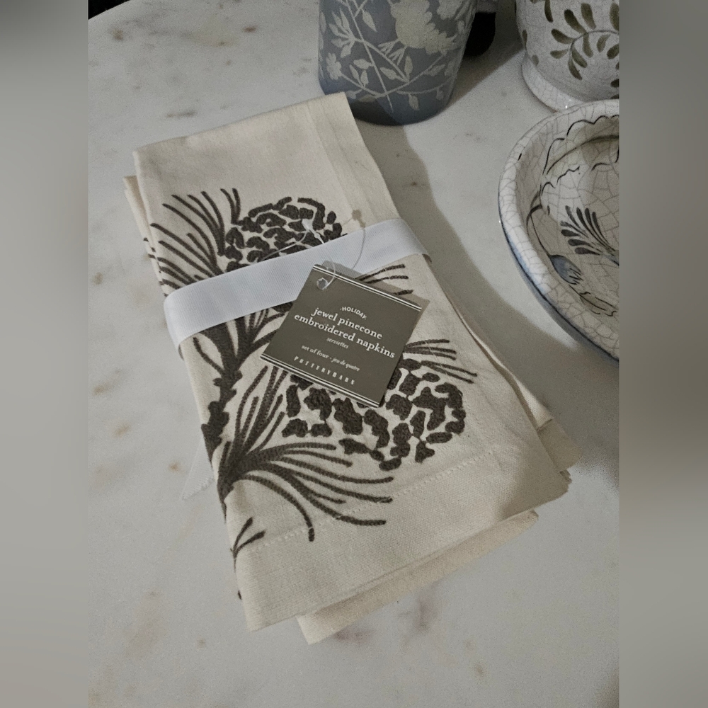 Pinecone Embroidered Cloth Napkins